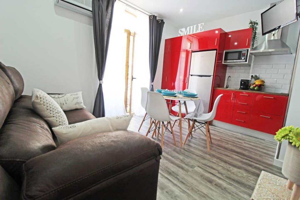 Apartamento De Diseno Centrico 5 Min Playa Alicante Exterior photo