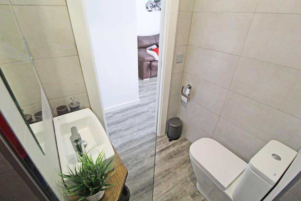 Apartamento De Diseno Centrico 5 Min Playa Alicante Exterior photo